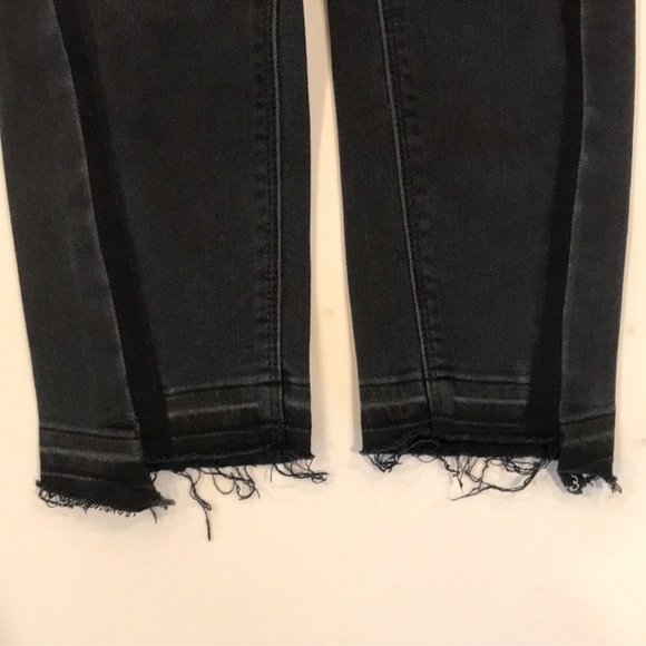 EXPRESS Black Mid Rise Stretch Ankle Jeans - Picture 5 of 8